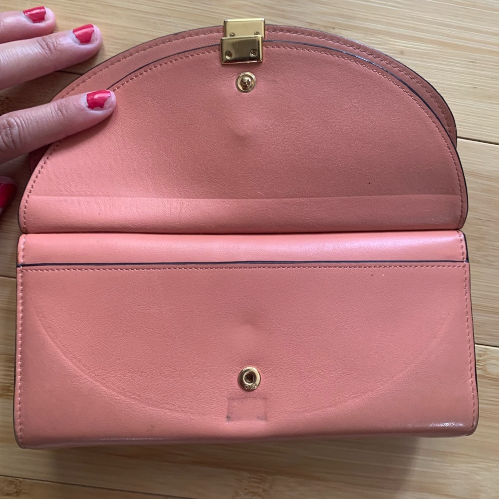 Chloe Wallet - Picture 3 of 9